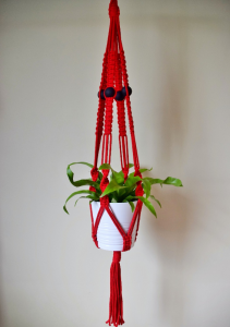 Kwietnik  makrama Flower HENDI - Czerwony/Czarny koral